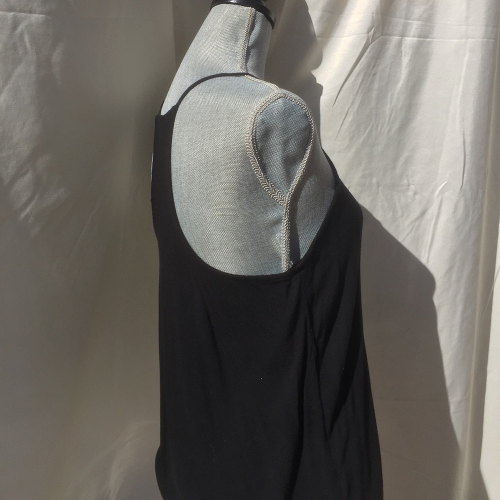 Basic Black Top - Picture 9 of 10